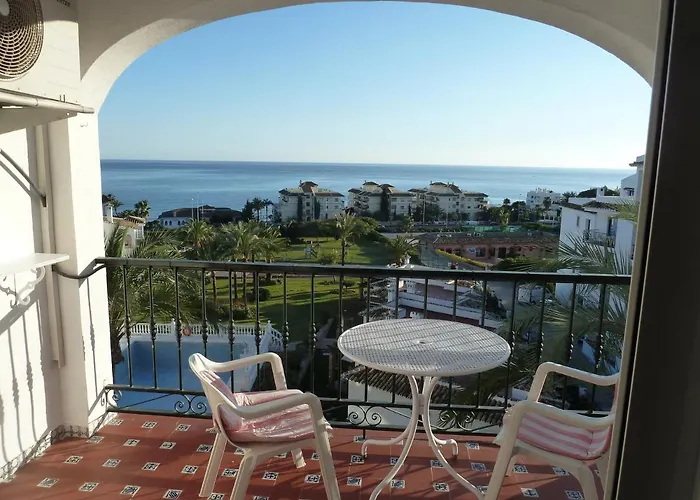 Laegenhet Med Fantastisk Utsikt In Riviera Del Sol דירה *