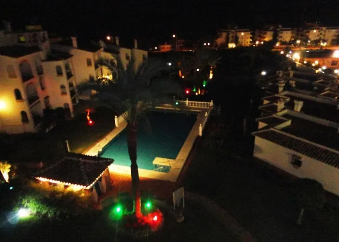 דירה Laegenhet Med Fantastisk Utsikt In Riviera Del Sol מיחאס